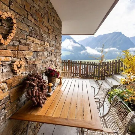 Nationalpark Hohe Warte 1 *